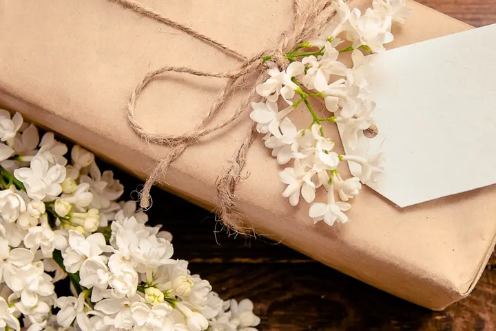 What Wedding Gift Made You Feel Like the Person Put Lots of Thought/Effort In?