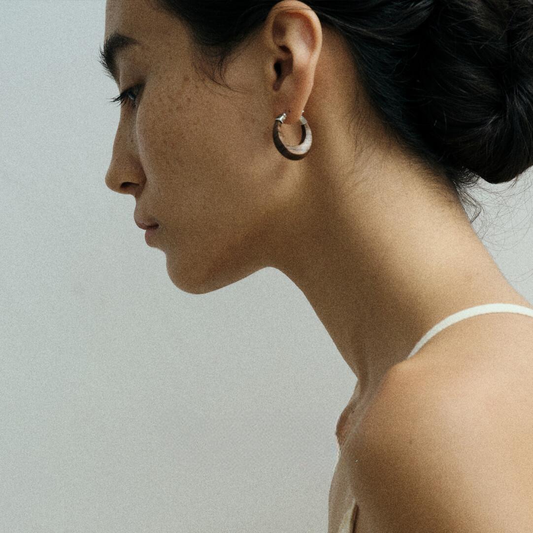 S925 Silver & Sandalwood Wood Dome Earrings - Elegant & Unique