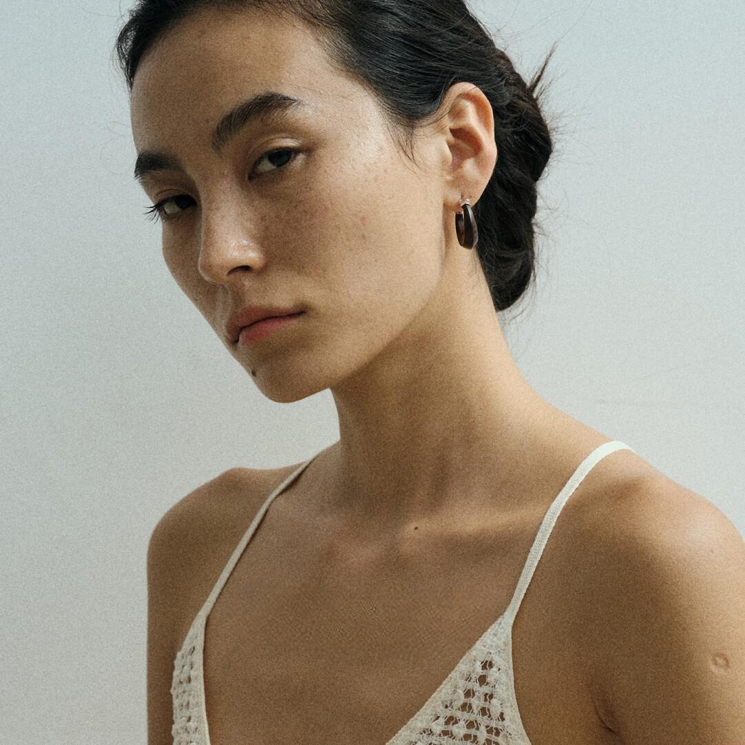 S925 Silver & Sandalwood Wood Dome Earrings - Elegant & Unique