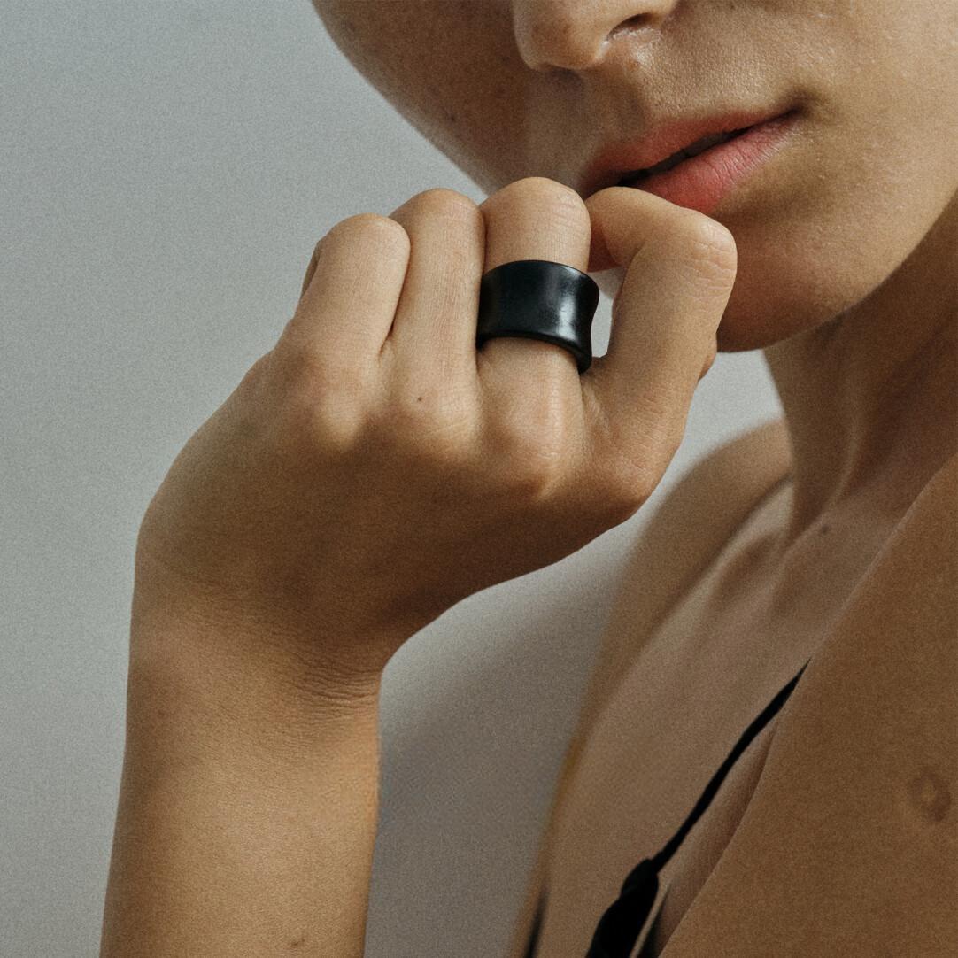 S925 Silver & Ebony Wood Ring for Women – New Design