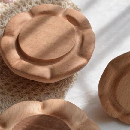 WORDS WITH WOOD LTDSolid Wood Christmas Tree Storage Box